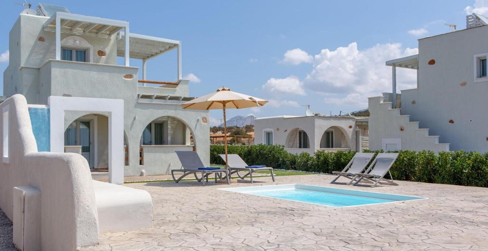 Sun And Moon Villas Pirgaki  エクステリア 写真