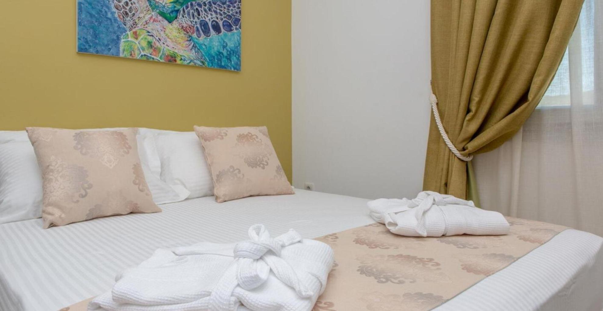 Sun And Moon Villas Pirgaki  エクステリア 写真