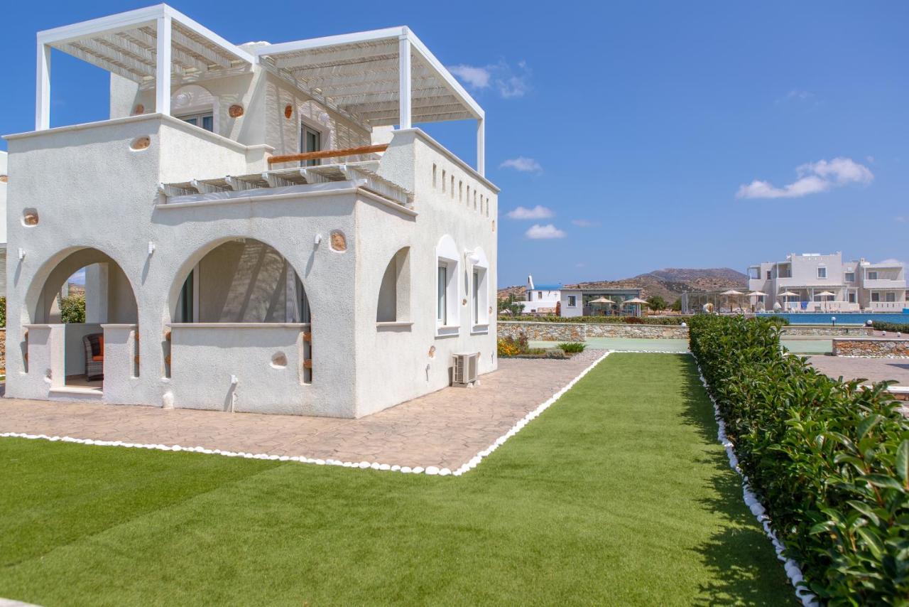Sun And Moon Villas Pirgaki  エクステリア 写真